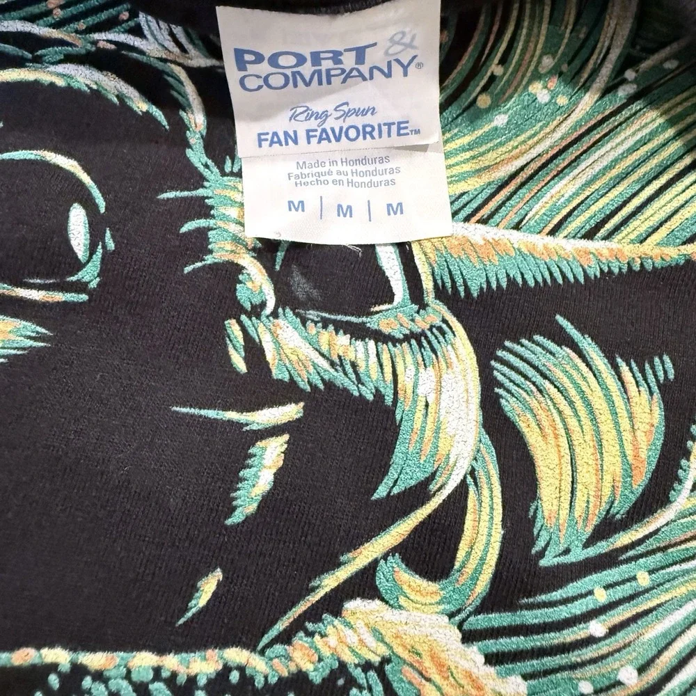 Port and Company curated lot